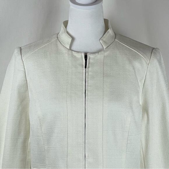 White House Black Market Woven Winter White Short Blazer Jacket NWOT Size 12P - Picture 3 of 15